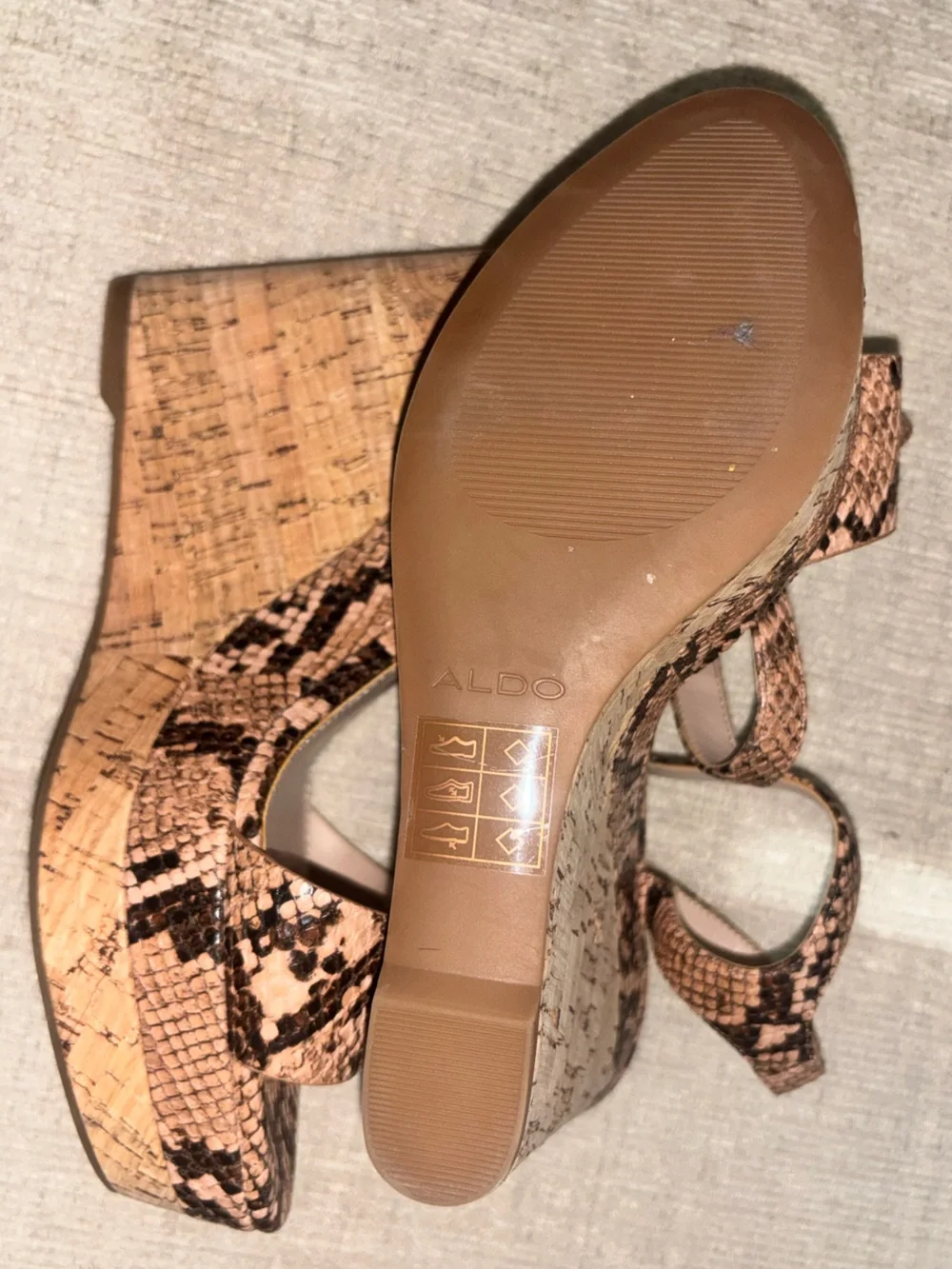 ALDO Snake Print Cork Platform Wedge Sandals Heels 8.5 Buckle Neutral Date Night